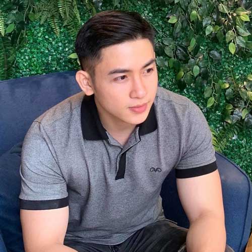 Nguyễn Mạnh Hùng
